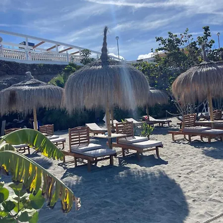 Geranios Paradise Lägenhet *