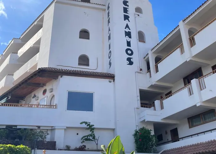 דירה Geranios Paradise *