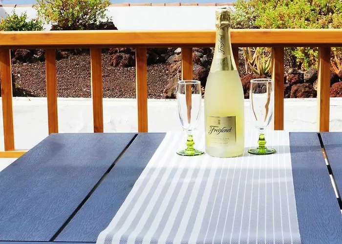 דירה Geranios Paradise אדחה